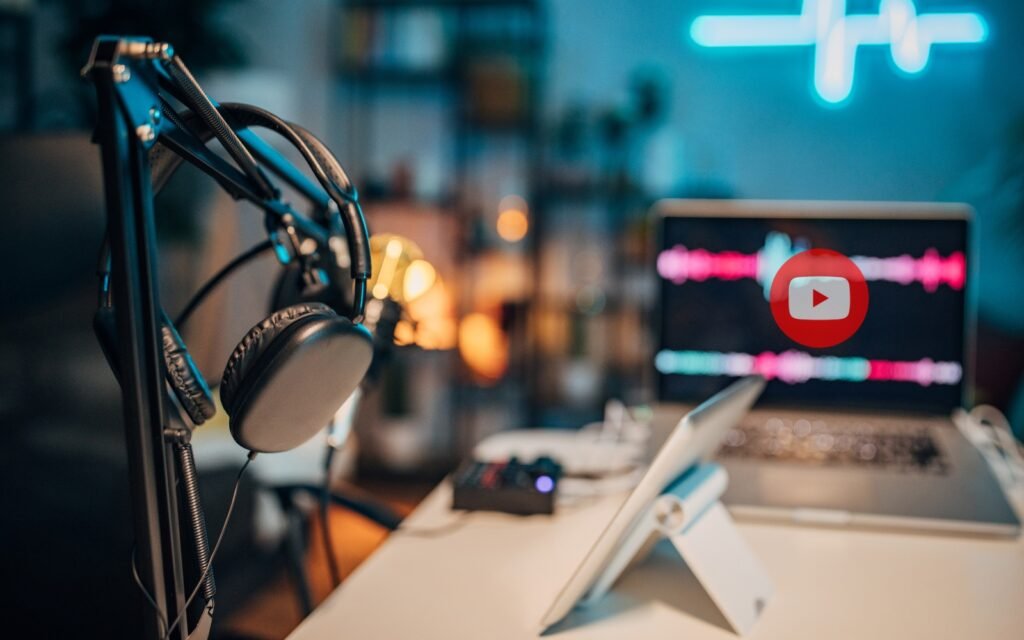 How to Go Viral on YouTube: 7 Key Tips You Need to Know