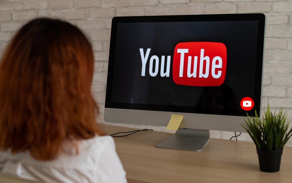 How to Go Viral on YouTube: 7 Key Tips You Need to Know