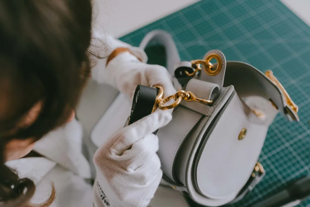 One of the biggest concerns when purchasing luxury items is authenticity. Vestiaire Collective addresses this by employing a team of expert authenticators who review and verify each item before it is sold. This quality control step provides peace of mind to buyers, ensuring that they’re purchasing genuine items from trusted sellers.