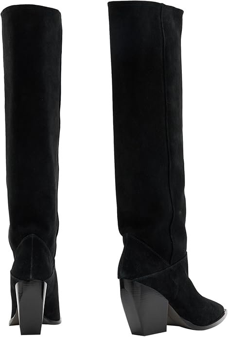 The All-Saints Women's Roberta Suede Knee Boot is a stylish and versatile footwear option, blending modern design with premium craftsmanship. These boots are crafted from soft, luxurious suede, giving them a sleek and sophisticated look. Designed with a knee-high silhouette, they add a touch of elegance to any outfit, whether you are pairing them with dresses, skirts, or skinny jeans.